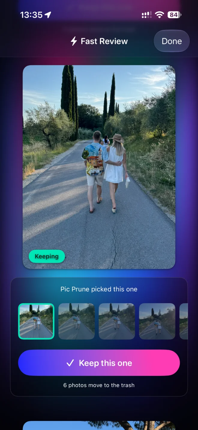 Fast Review in Pic Prune: one photo from a group with the app's pick marked, the rest of the group beneath it, and a button to keep the chosen one and send the others to the trash.
